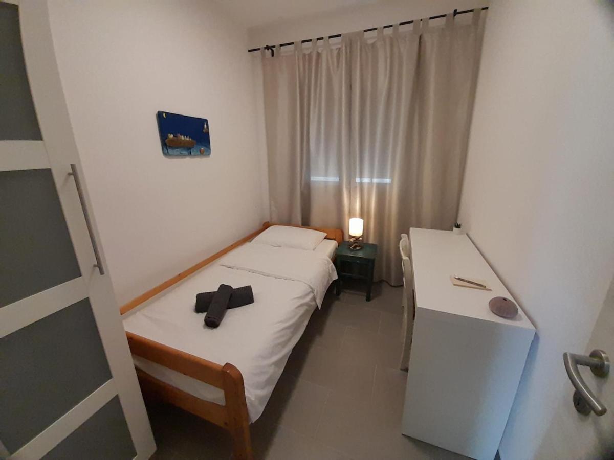 Apartman Vitamare 160 M From The Beach Novi Vinodolski Bagian luar foto