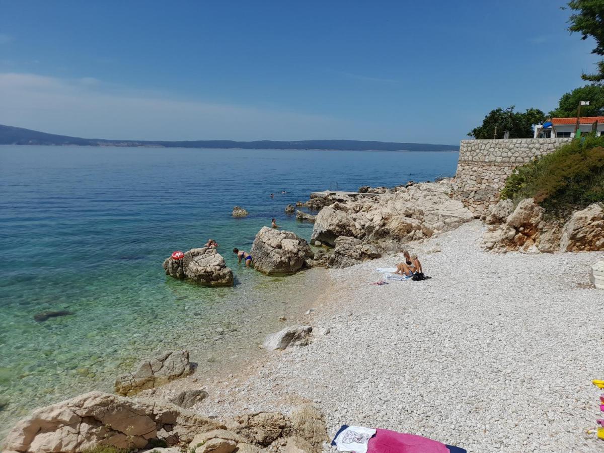 Apartman Vitamare 160 M From The Beach Novi Vinodolski Bagian luar foto