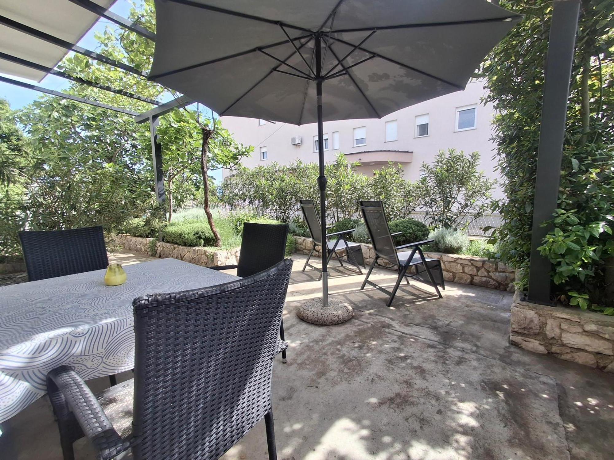 Apartman Vitamare 160 M From The Beach Novi Vinodolski Bagian luar foto